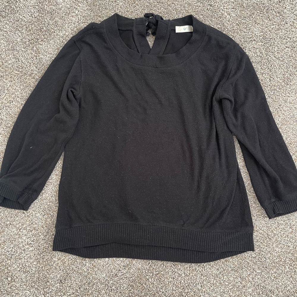 Stem black sweater